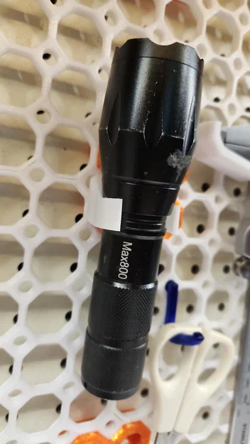 Giá gắn đèn pin Multiboard dạng Push Fit - Image 1