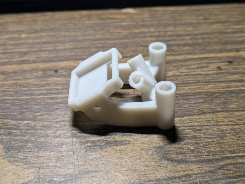 Giá đỡ GPS và 2 ăng-ten cho khung FPV Apex Evo 5 - Image 1