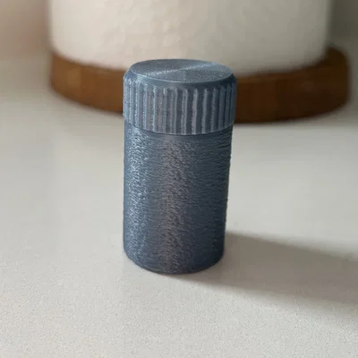 Hộp Đựng Thuốc Mini In 3D Thiết Kế Ren Vặn Thông Minh