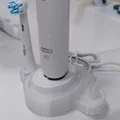 Giá đỡ sạc và đầu bàn chải Oral B IO - Thumbnail 3