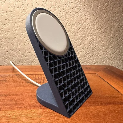 Giá đỡ iPhone MagSafe đơn giản