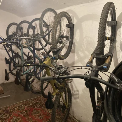 Móc Treo Xe Đạp Dọc Gắn Tường (Góc 60°)