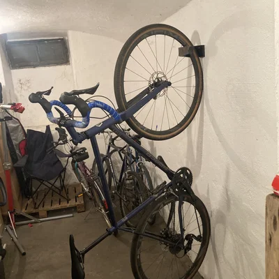 Móc Treo Xe Đạp Dọc Gắn Tường (Góc 60°)