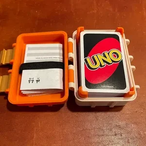 Hộp đựng bài Uno (Uno Card Game Box) đa màu