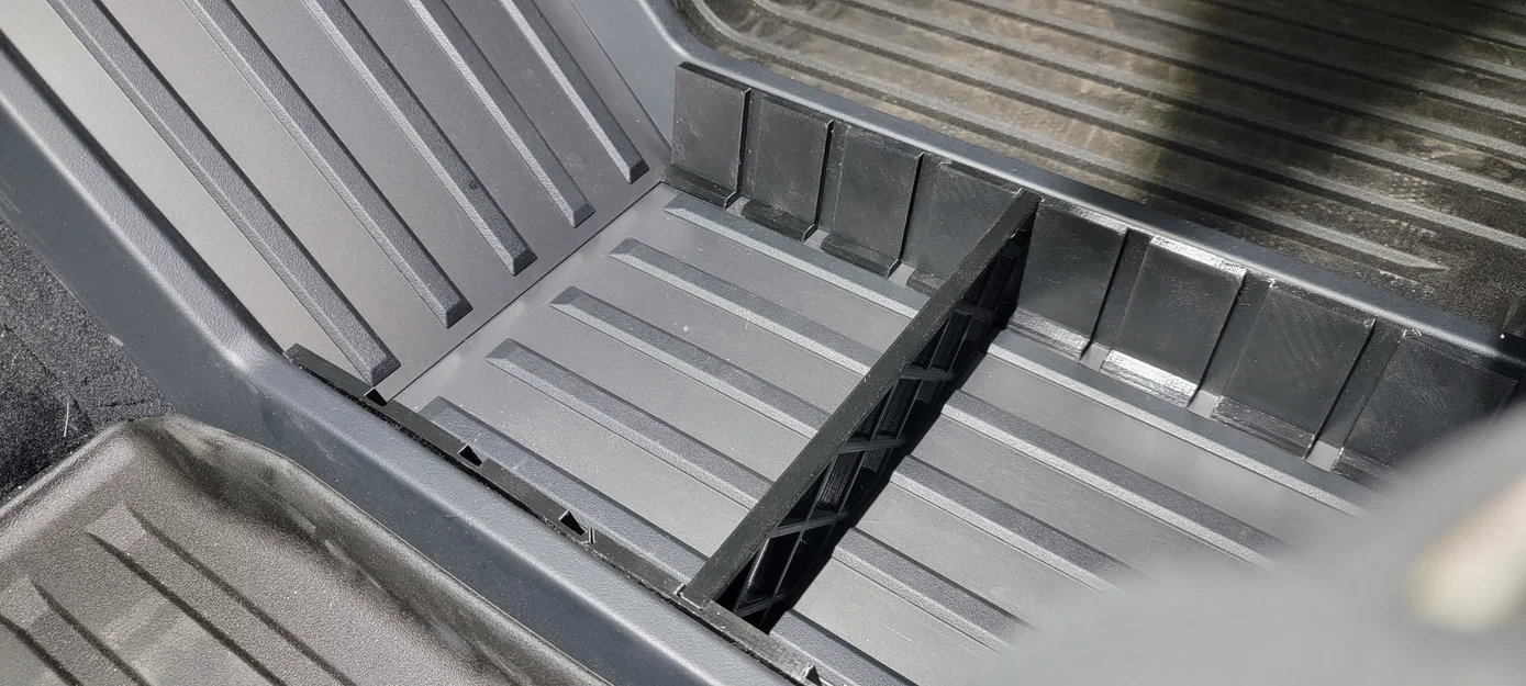 Cybertruck FSD (Floor Storage Divider) – Vách ngăn khoang sàn - Image 1