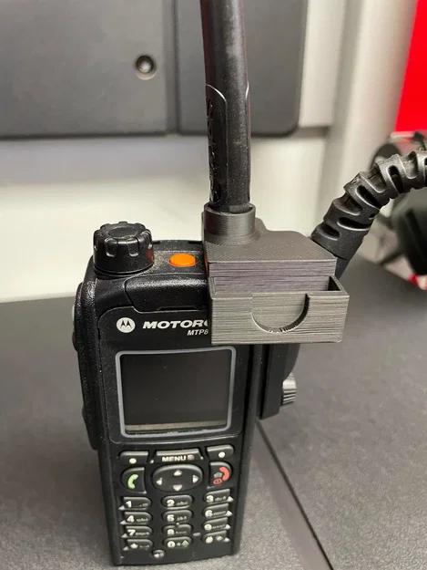 Giá treo micro bộ đàm Motorola in 3D cho lính cứu hỏa - Image 1