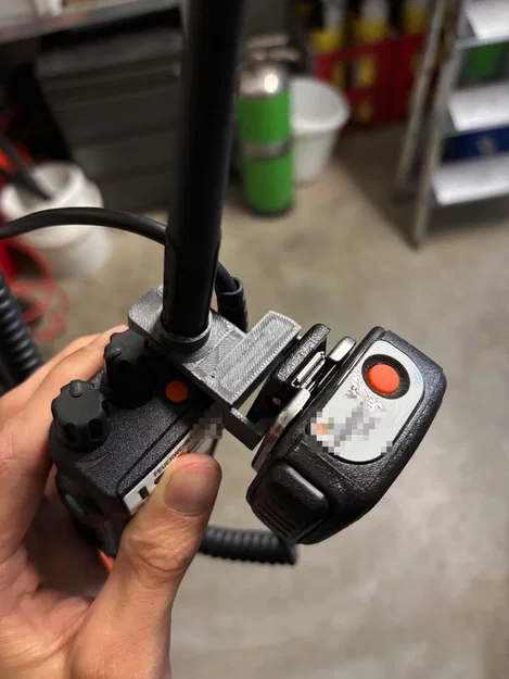Giá đỡ micro cho bộ đàm Motorola MTP3550 (Feuerwehr) - Image 1