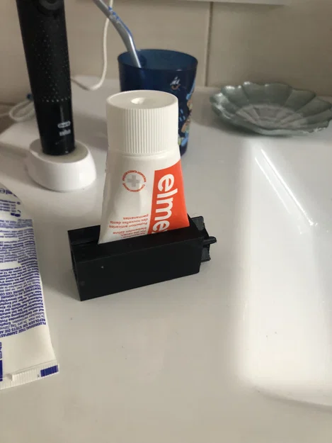 Dụng cụ ép tuýp kem đánh răng thông minh in 3D - Image 1