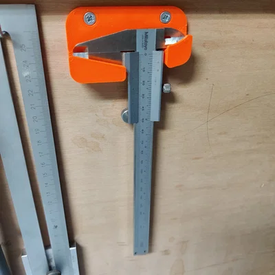 Giá treo thước cặp (Caliper Holder) in 3D gọn gàng cho xưởng cơ khí