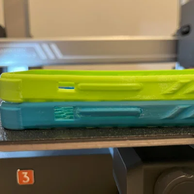 Ốp lưng iPhone 13 (in TPE/TPU, hở top/bottom để lộ infill)