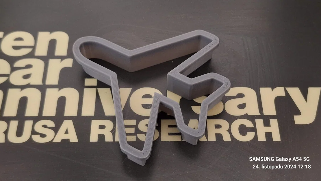 Khuôn cắt bánh quy – hình máy bay (Cookie cutter - airplane shape) - Image 2