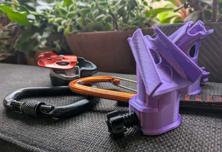 Lovegoose Travel Clip Stick cho leo đá - Image 6