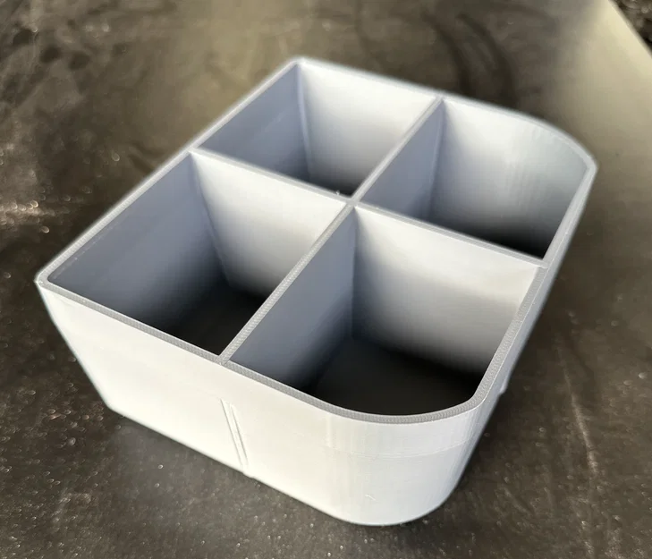 Khay LOWER cho Cool Box Toyota Land Cruiser 2024+ - Image 1