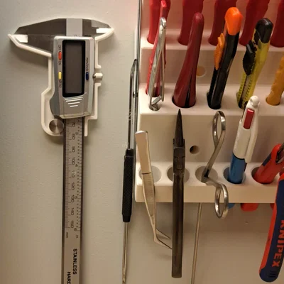 Giá treo thước kẹp (Caliper Holder) tích hợp nam châm tiện lợi