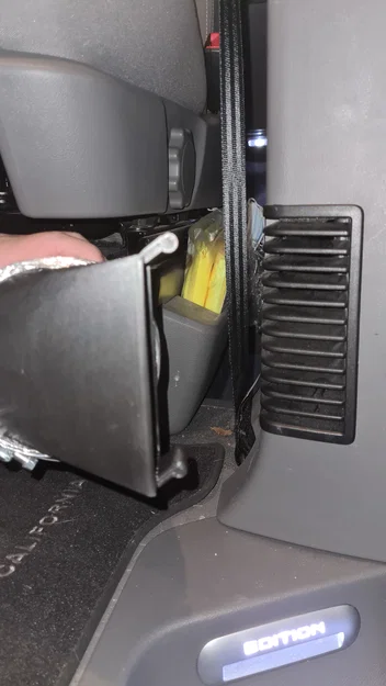 Adapter ống sưởi VW California dẫn nhiệt lên pop-top - Image 5