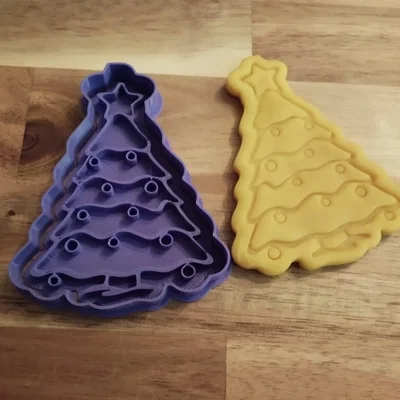 Bộ khuôn cắt bánh quy hình cây thông Noel độc đáo cho mùa lễ hội