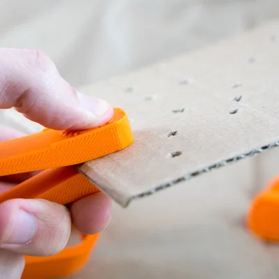 Dụng cụ bấm lỗ bìa carton (Cardboard Hole Punch)