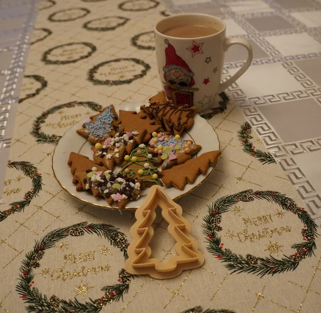 Khuôn bánh gừng hình cây thông Noel - Image 1