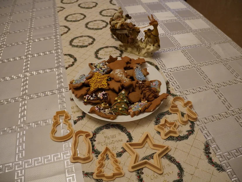 Khuôn bánh gừng hình cây thông Noel - Image 2