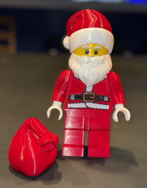 Santa Claus Brick MegaFigure (Tỷ lệ 5:1) - Image 1