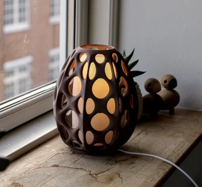 Lamp V7 – Đèn hình trứng lỗ Voronoi - Image 2