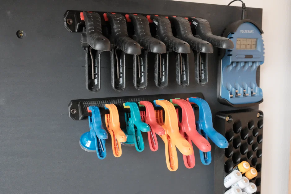 Giá treo kẹp gỗ gắn tường (Clamps holder) - Giải pháp sắp xếp xưởng ngăn nắp - Image 1