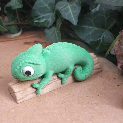 Chameleon Emil (đa màu theo từng phần)