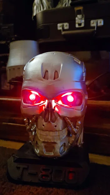 Mô hình đầu lâu T-800 Endoskeleton in 3D độc đáo kèm đèn LED - Image 2