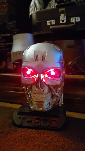 Mô hình đầu lâu T-800 Endoskeleton in 3D độc đáo kèm đèn LED - Image 8