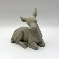Mô hình tượng chú hươu nằm nghỉ tinh tế - File in 3D decor đẹp mắt - Thumbnail 1