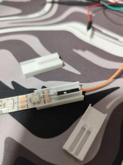 WS2812B LED Connector – Kẹp giữ jumper để hàn LED chuẩn vị trí - Image 3