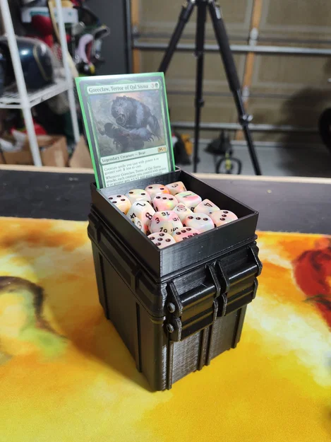 Hộp Deck MTG Commander kèm Dice Caddy (MTG Commander Deck Box with Dice Caddy) - Image 2