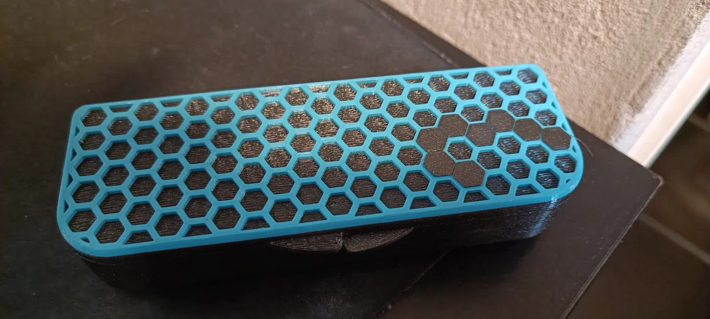 Hộp đựng kính (Glasses case) họa tiết lục giác - Image 9