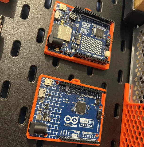 Giá đỡ SKADIS cho ARDUINO Uno R4 MINIMA / WIFI - Image 2