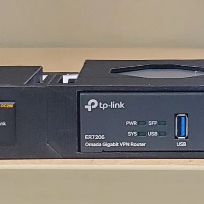 Giá gắn rack 1U cho TP-link ER7206 router & OC200 controller
