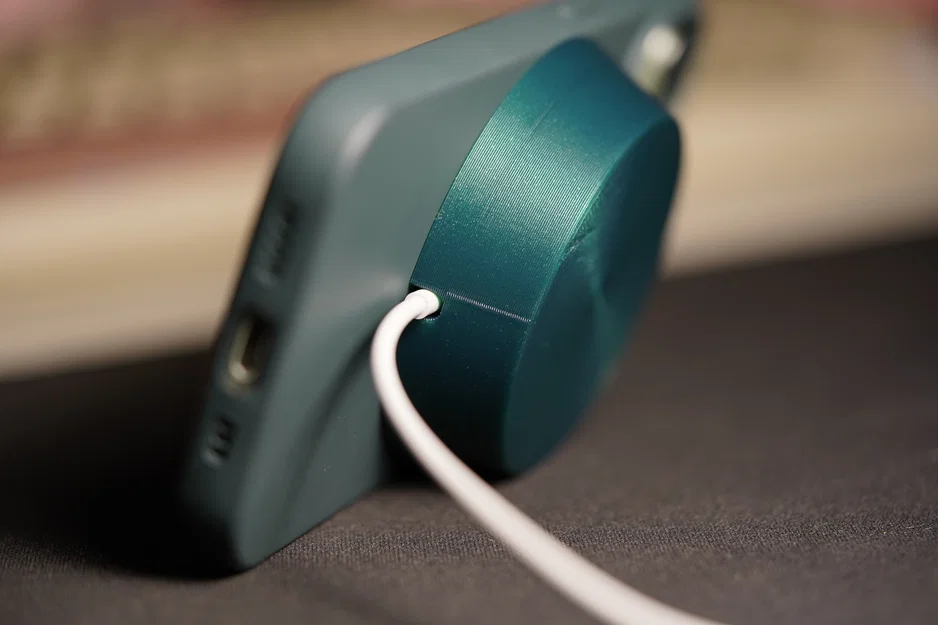 MagSafe | RounDOCK - Image 2