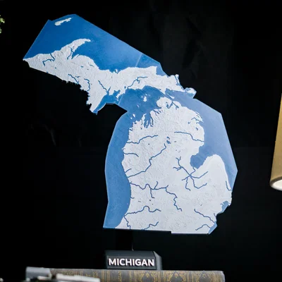 Bản đồ địa hình Michigan, USA (MI) với Ngũ Đại Hồ và sông ngòi