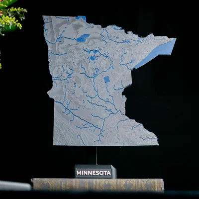 Bản đồ địa hình nổi Minnesota, USA (MN) kèm sông ngòi