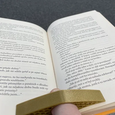 Dụng cụ giữ trang sách (Book Holder) tiện lợi in 3D