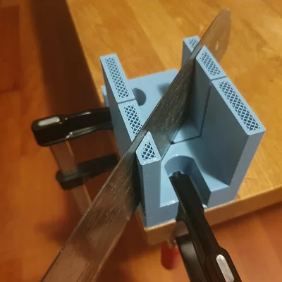 Cữ dẫn cưa có kẹp vít - Saw guide with clamp feature