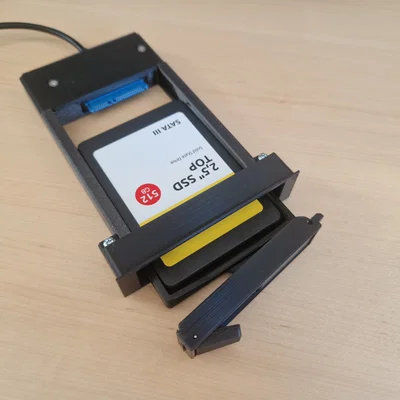 Drivebay hotswap 2.5" SATA với lò xo gài Print-in-Place