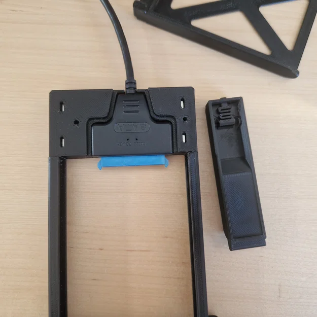 Drivebay hotswap 2.5" SATA với lò xo gài Print-in-Place - Image 6