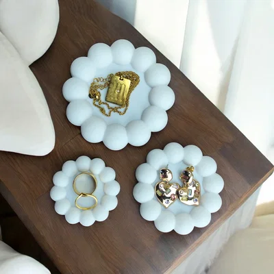 Khay trang sức hạt cườm (Beaded jewelry tray)
