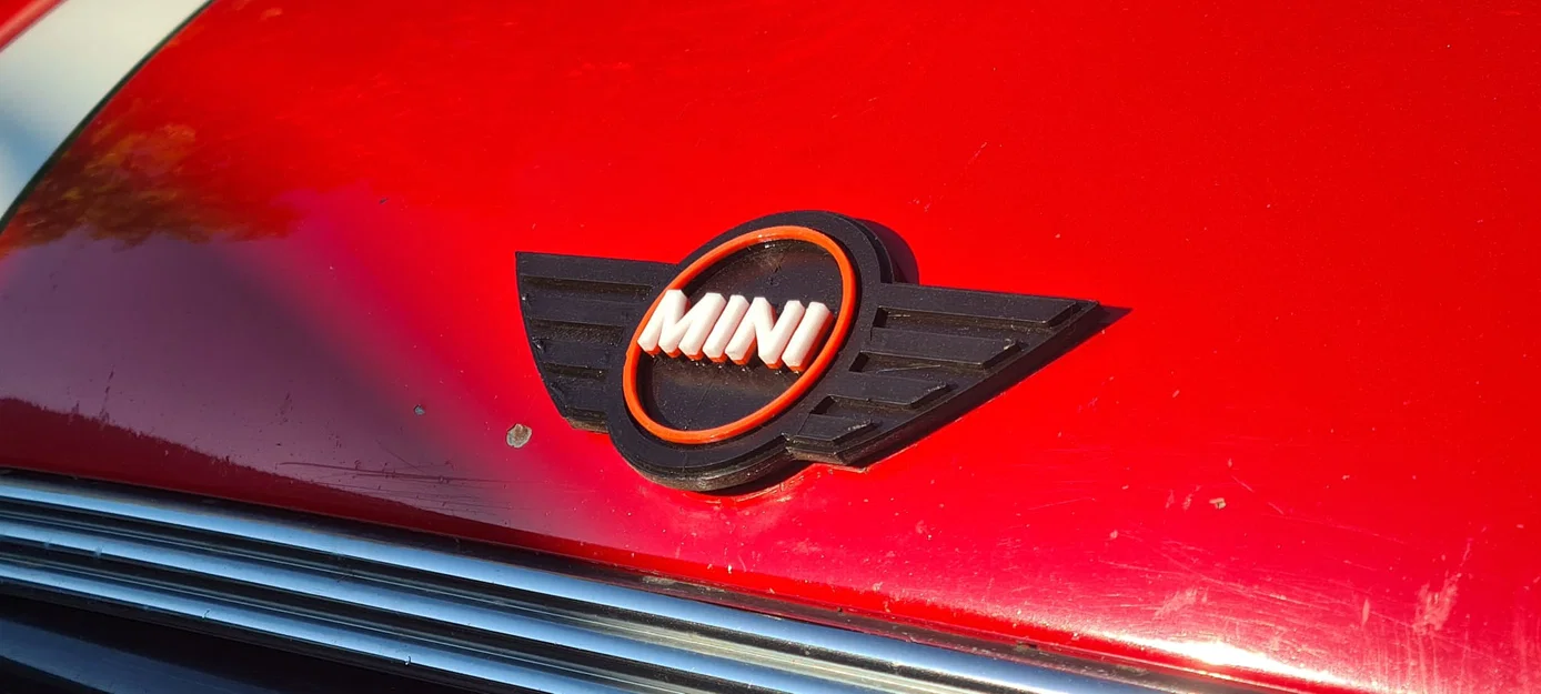 Huy hiệu Mini Cooper R50 3D - Phụ kiện trang trí xe hơi độc đáo - Image 1