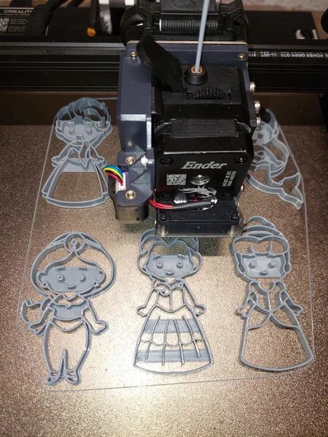 Bộ 6 Khuôn Cắt Bánh Quy Hình Công Chúa Disney Cho Bé Yêu - Image 2