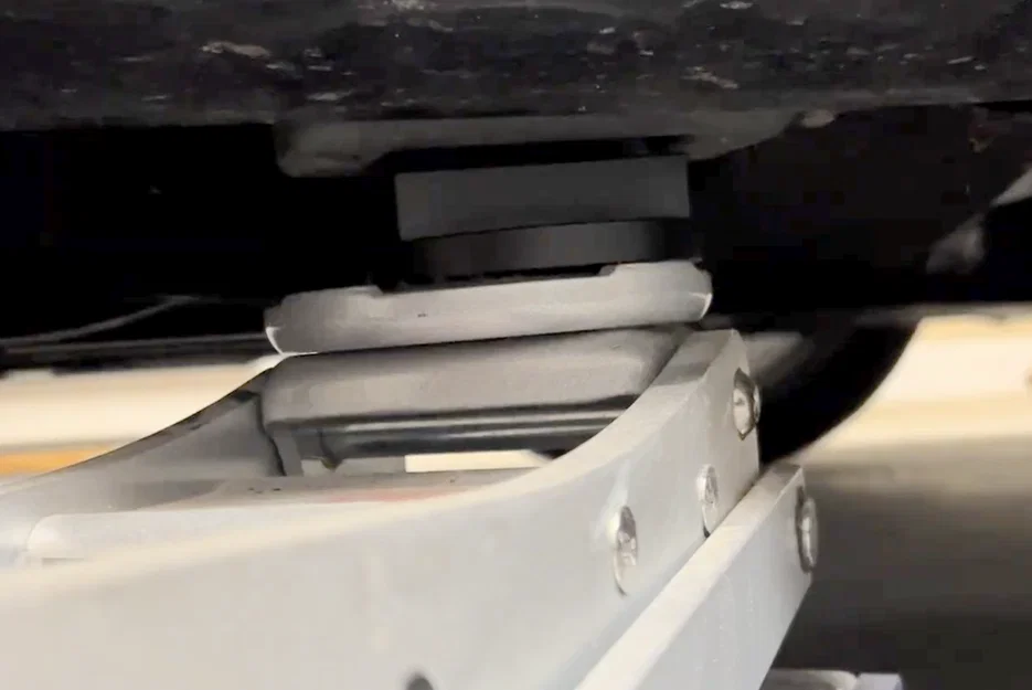 Miếng Jack Pad cho Porsche Macan (tất cả bản ICE) & Cayenne 958 - Image 2