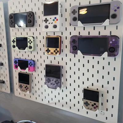 Giá treo máy chơi game cầm tay trên bảng IKEA SKADIS (Retro Handheld)