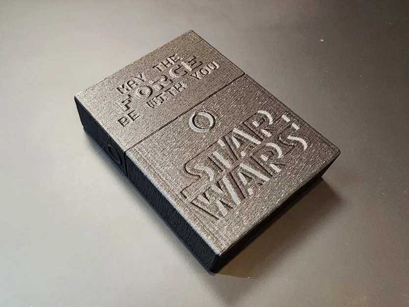 #0130 Hộp đựng bài Poker chủ đề Star Wars [có lẫy khóa] - Image 4