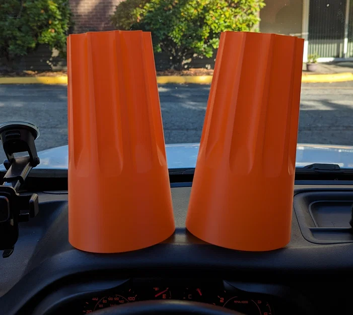 Mô hình chụp nối dây điện (Wire Nut) khổng lồ dùng in 3D trang trí - Image 1