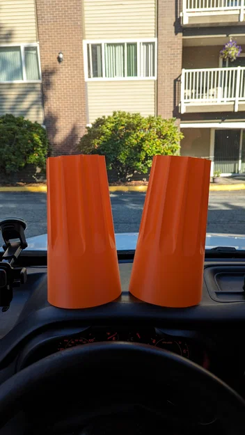 Mô hình chụp nối dây điện (Wire Nut) khổng lồ dùng in 3D trang trí - Image 2